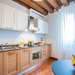Ca' Del Monastero 3 Collection For 4 Guests With Lift Benátky