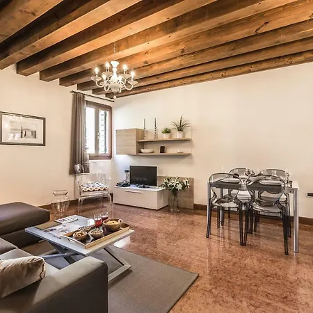 Ca' Del Monastero 3 Collection For 4 Guests With Lift شقة