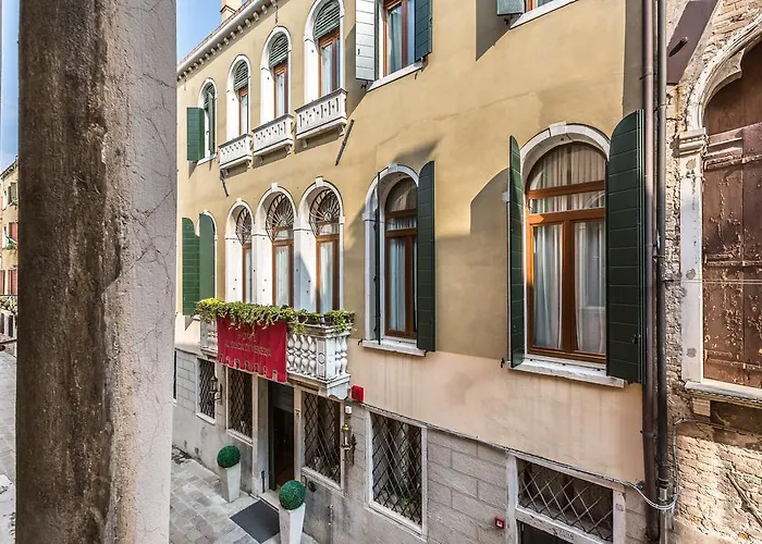 Ca' Del Monastero 3 Collection For 4 Guests With Lift Appartamento Venezia